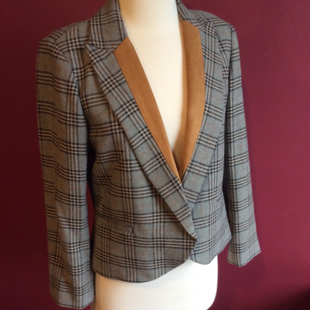 Willow & Clay Gray Plaid Blazer with Tan Accents